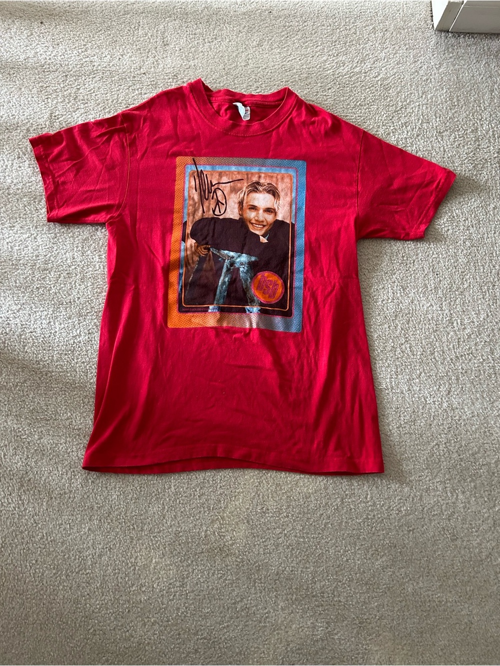 Vintage 2000 official Backstreet Boys Nick Carter shirt size medium M red y2k